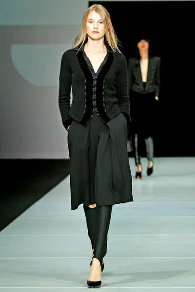 Look 29